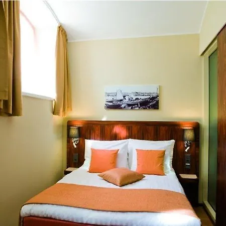 Hotel Katajanokka 4*